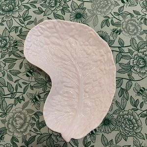 Bordallo Pinneiro White Cabbage Leaf Relish Dish